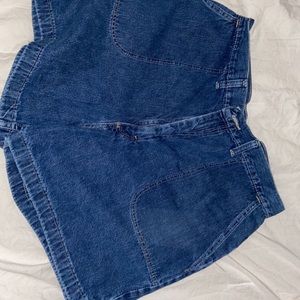 Vintage women shorts